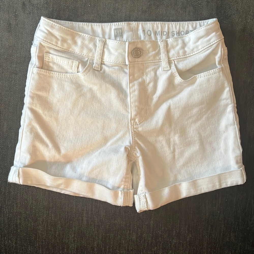 Girls Gap cuffed white denim shorts